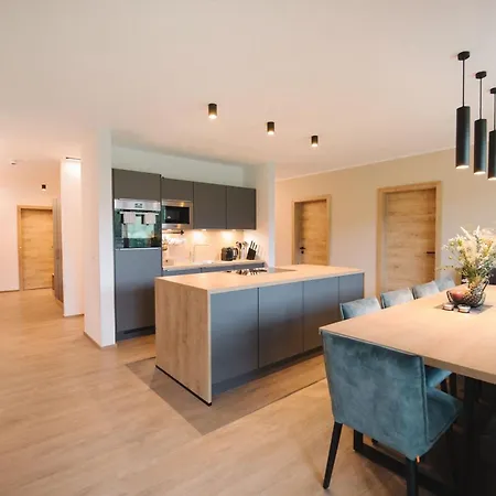 Lenz By Inncomer 4* Oberau
