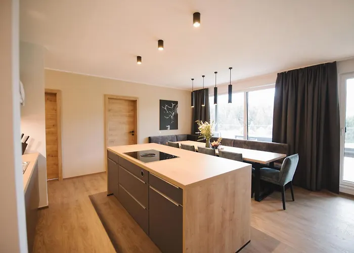 Lenz By Inncomer 公寓式酒店 4*